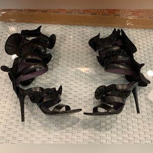 Emanuel Ungaro black ruffle gladiator heel sandal - size 38.5